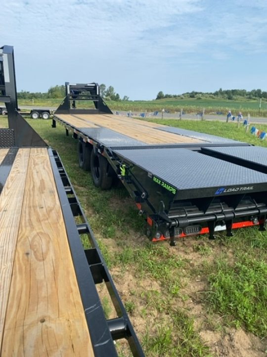 New 2027 Load Trail 102"X30' MAX RAMPS Gooseneck Bodies