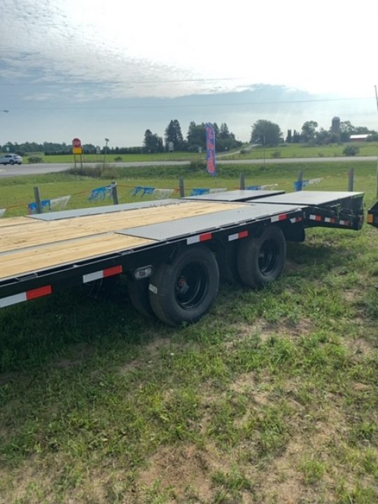 New 2027 Load Trail 102"X30' MAX RAMPS Gooseneck Bodies