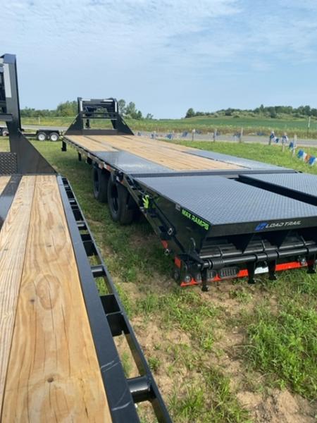 New 2027 Load Trail 102"X30' MAX RAMPS Gooseneck Bodies