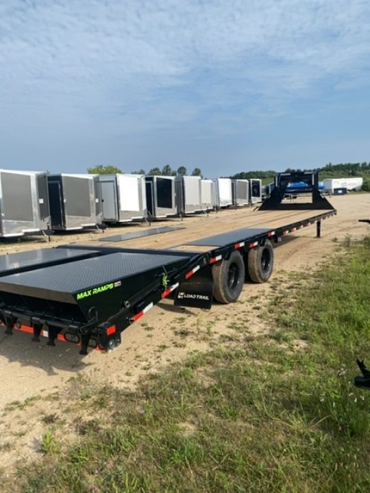 New 2027 Load Trail 102"X32' MAX RAMPS Gooseneck Bodies