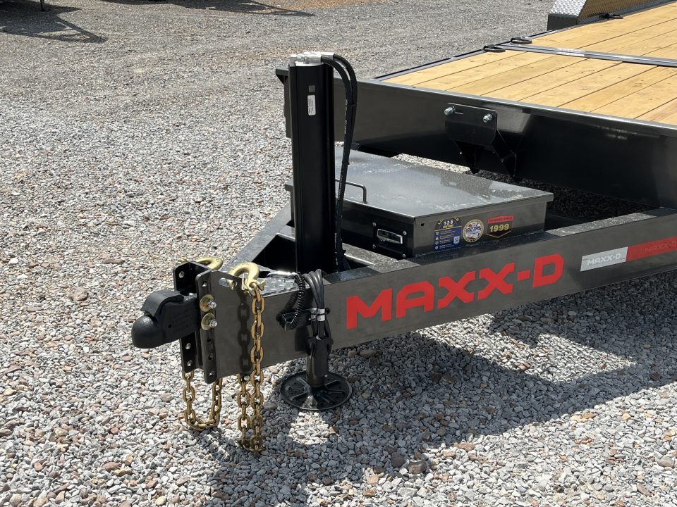 New 2027 MAXXD 83" X 22' 17.6K Tilt Equipment Trailer *OAK FLOOR*