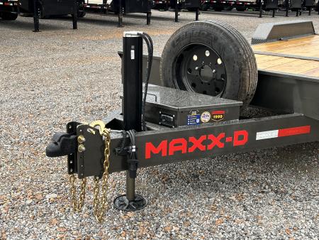 New 2027 MAXXD 83  X 22' 17.6K Tilt Equipment Trailer *OAK FLOOR*