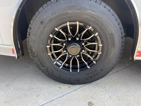New United Trailers UXT-8.5X20 Contractor