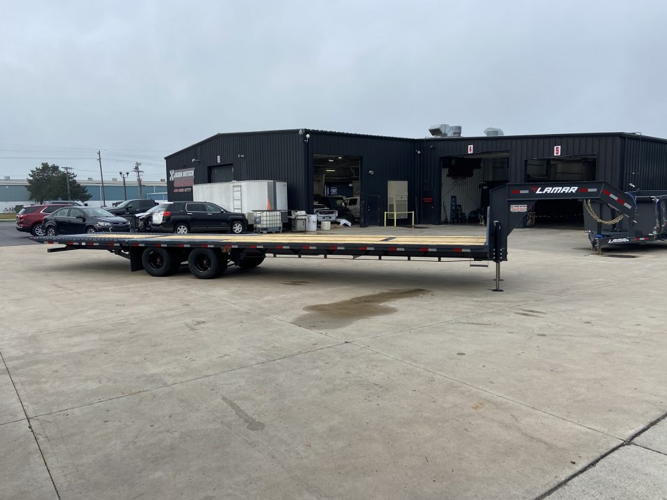 New Lamar 102"x36' Deckover Trailer 24K