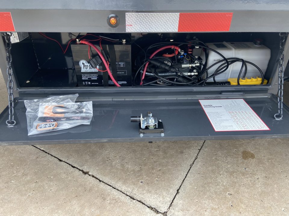 New Lamar 102"x36' Deckover Trailer 24K