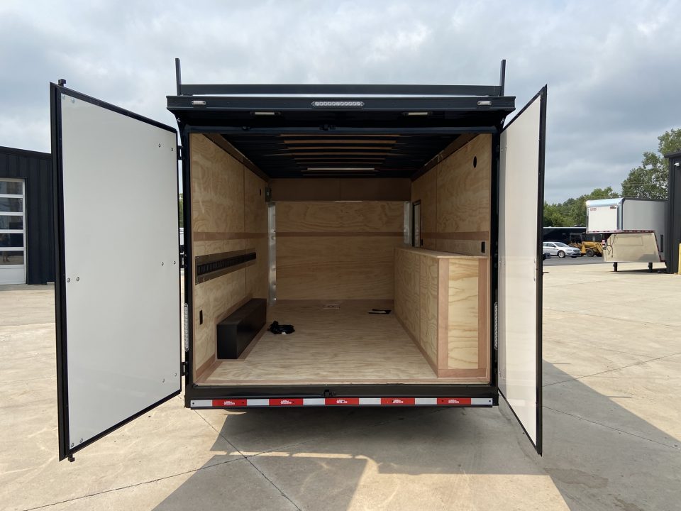 New United Trailers UXT-8.5X16 Contractor