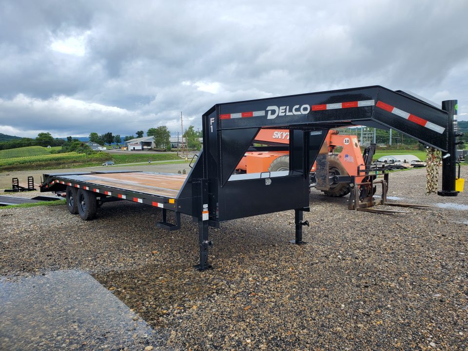 New 2027 Delco Trailers Gooseneck Deckover / 14,000 GVWR / 102"x25' / Monster Ramps