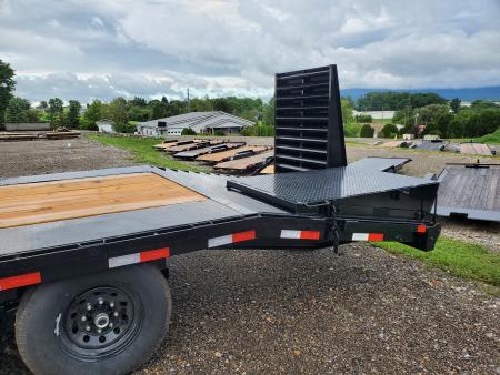 New 2027 Delco Trailers Gooseneck Deckover / 14,000 GVWR / 102"x25' / Monster Ramps