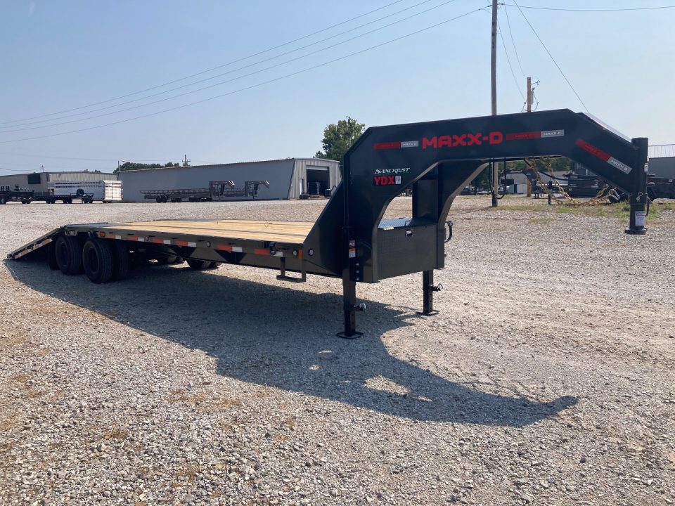 New 2027 MAXX-D 102x32 TANDEM 22.5K GN HYDROTAIL W/ STEEL RUNNERS & WIRELESS REMOTE Flatbed Trailer