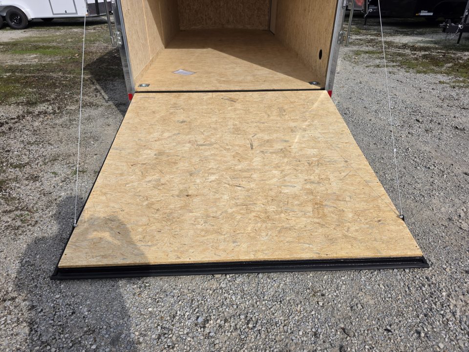2027 Formula Trailers photo 6