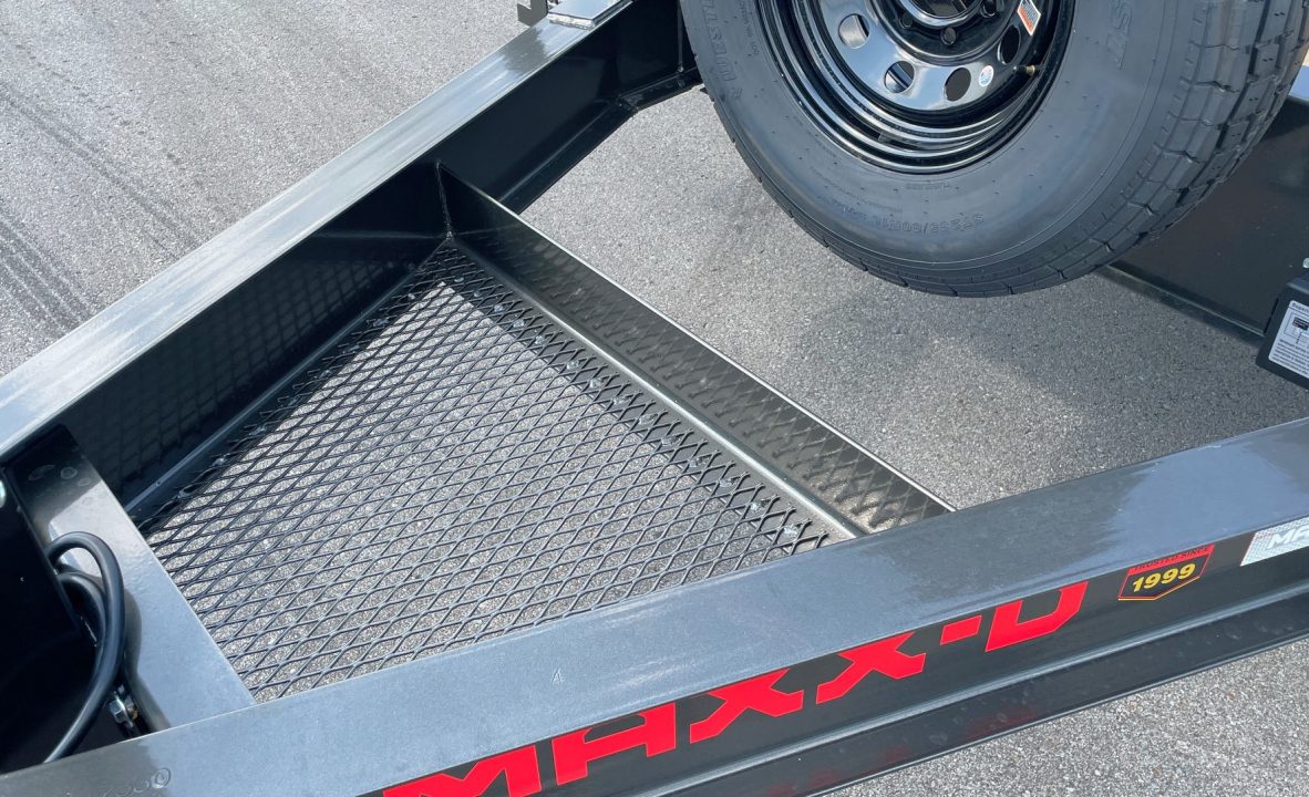New MAXX-D 22' X 102" DOX Deck Over Trailer: 14K GVWR, Maxx Ramps, Spare