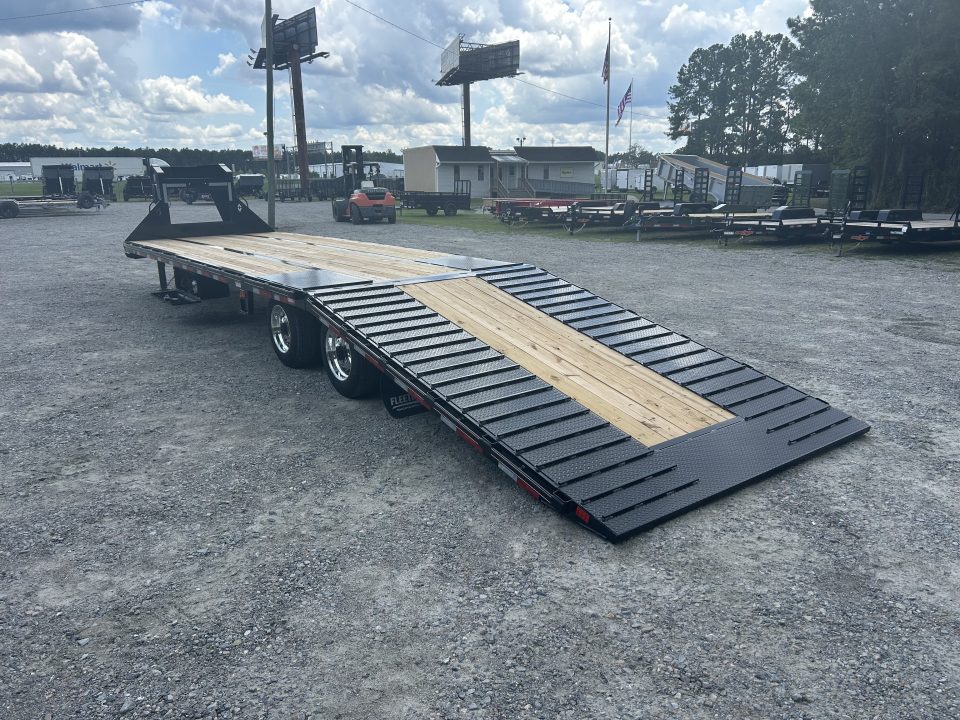 New 2027 Diamond C FMAX212 Hydraulic Dovetail 35ft (23ft+12ft) 12K Axles, #17,170lbs Payload