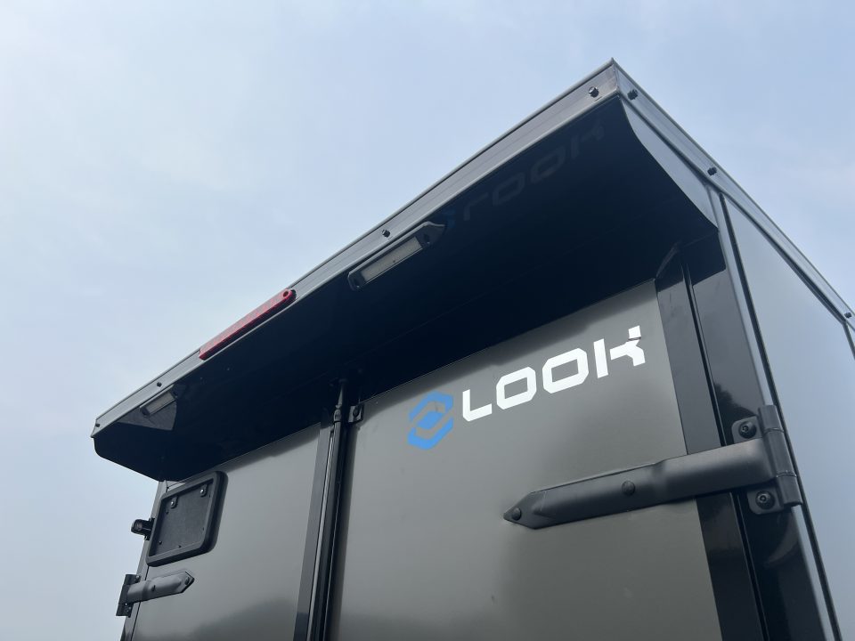 2027 Look photo 6