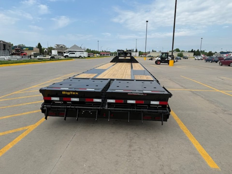 New 2027 Big Tex Trailers 25GN-35D5A-MRBK Gooseneck Bodies