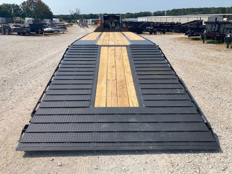New 2027 MAXX-D 102x36 TANDEM 25K GN HYDROTAIL W/ STEEL RUNNERS, HYDROJACKS, 14 PLY TIRES & WIRELESS REMOTE Flatbed Trailer