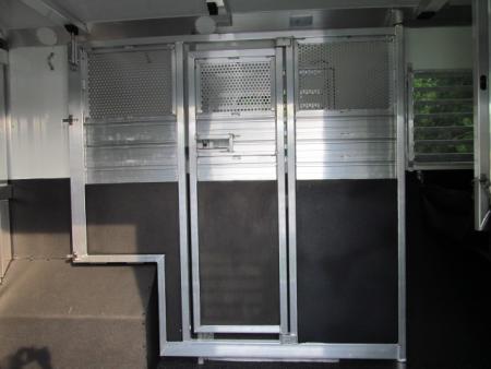 New 4-Star Trailers 6 Horse Head to Head with Dressing Room Horse Trailer