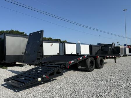 New HillCrest Gooseneck 20+5 25.9 W/ Max Ramp