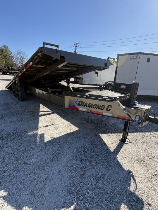 New 2027 Diamond C 8.5x22 Equipment, Full Bed Power Tilt, 23K GVWR DET 210
