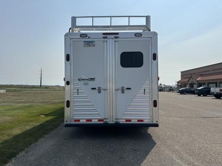 Used 2006 Cimarron Trailers 3H 15.5" LQ Horse Trailer