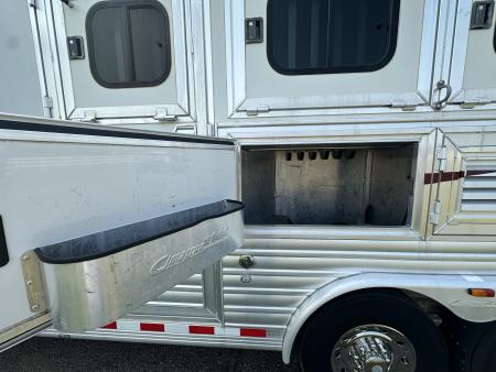 Used 2006 Cimarron Trailers 3H 15.5" LQ Horse Trailer