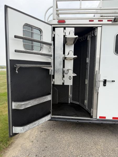 Used 2014 4-Star Trailers 3H 11' Trail Boss LQ Horse Trailer