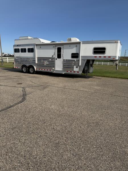Used 2014 4-Star Trailers 3H 11' Trail Boss LQ Horse Trailer