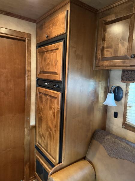 Used 2014 4-Star Trailers 3H 11' Trail Boss LQ Horse Trailer