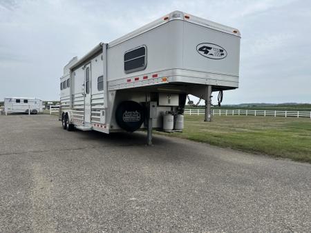 Used 2014 4-Star Trailers 3H 11' Trail Boss LQ Horse Trailer