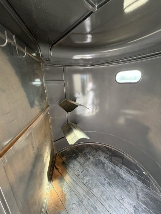 Used 2022 WW 2 HORSE Horse Trailer