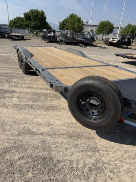 New 2026 Diamond C Trailers HXD207L22X102-PRO Tilt Trailer