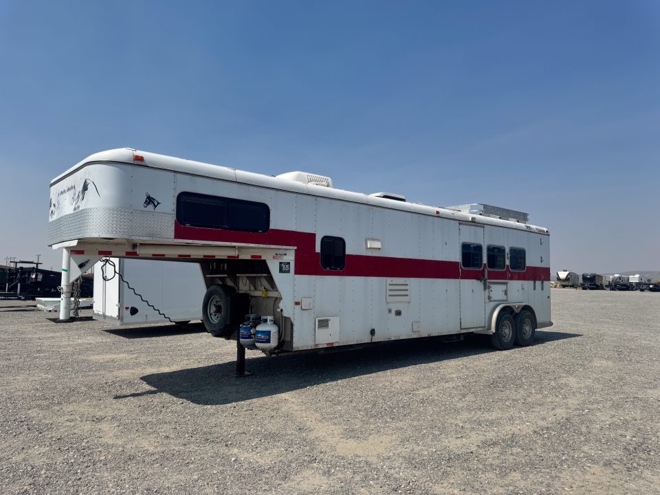 Used 1998 Charmac Trailers 3H LQ Horse Trailer