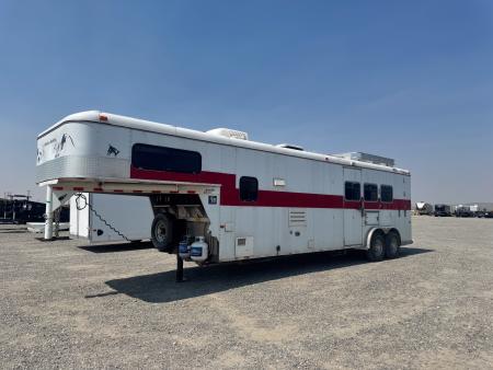 Used 1998 Charmac Trailers 3H LQ Horse Trailer