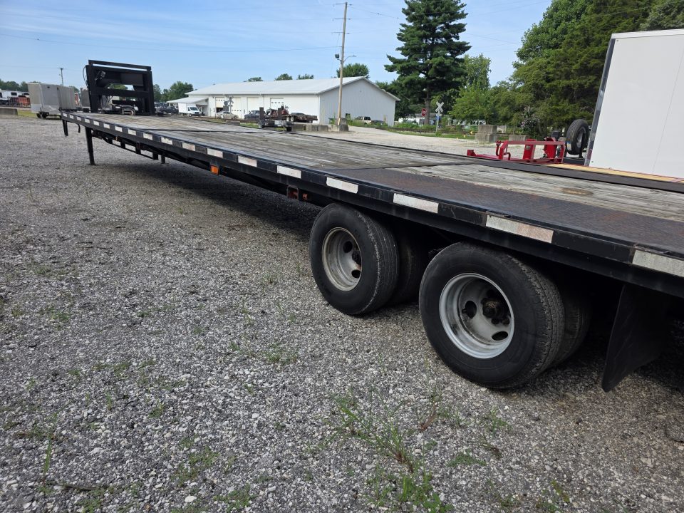 Used 2016 Southern Trailers 50' GOOSENECK Flatbed Trailer