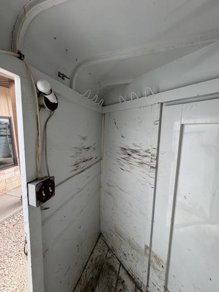 Used 2001 CM Trailers DROVER Horse Trailer