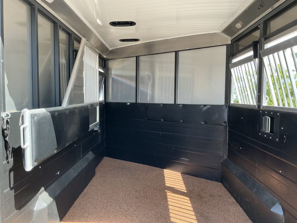 Used 2023 Logan Coach RIOT2BP 2 Horse Bumperpull Horse Trailer