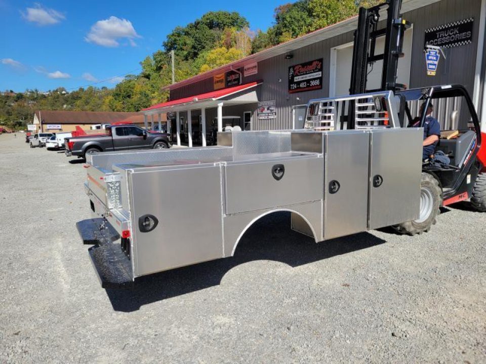 New Zimmerman Aluminum Gooseneck Service Body DRW 84" CA Cab and Chassis Advantage