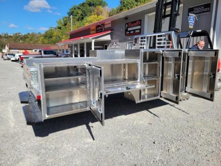 New Zimmerman Aluminum Gooseneck Service Body DRW 84" CA Cab and Chassis Advantage