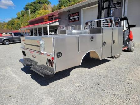 New Zimmerman Aluminum Gooseneck Service Body DRW 84" CA Cab and Chassis Advantage