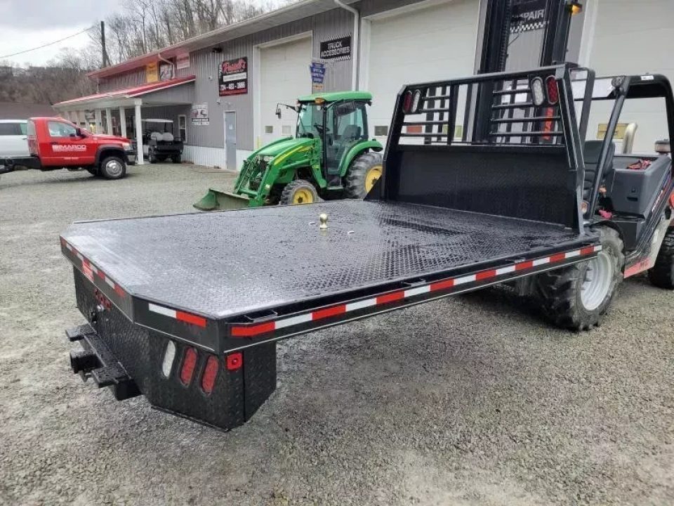 New Zimmerman Flatbed 60" CA DRW Chassis 97x114 with B&W Turnover Ball 3000XL