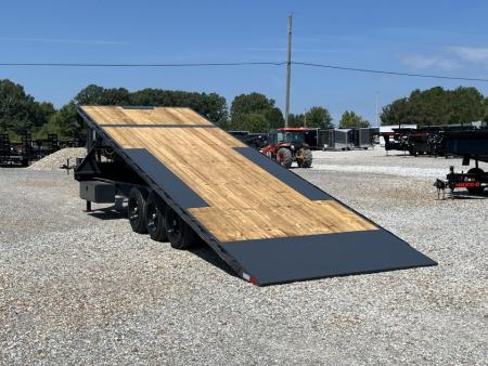 New 2027 Lamar Gooseneck Deckover Tilt | 102" x 26' 21K GVWR