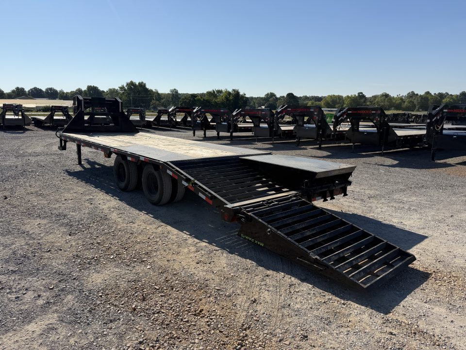 Used 2024 Load Trail 102"x25' 22k Gooseneck Flatbed Trailer