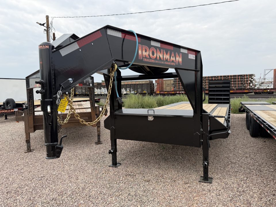 New 2026 Ironman Trailers GN Deckover Trailer