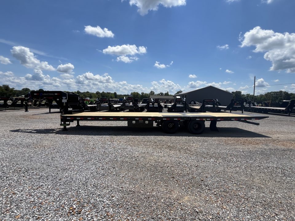New 2027 Load Trail Gooseneck Hyd Dovetail Trailer | 102" x 32' 24K GVWR