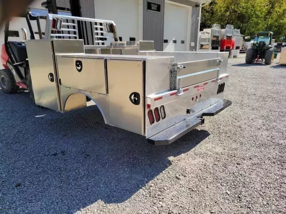 New Zimmerman Aluminum Gooseneck Service Body DRW 8' Pickup Advantage