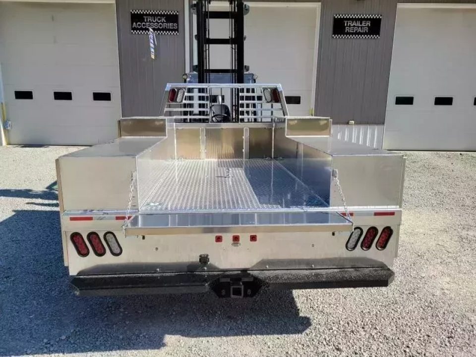 New Zimmerman Aluminum Gooseneck Service Body DRW 8' Pickup Advantage
