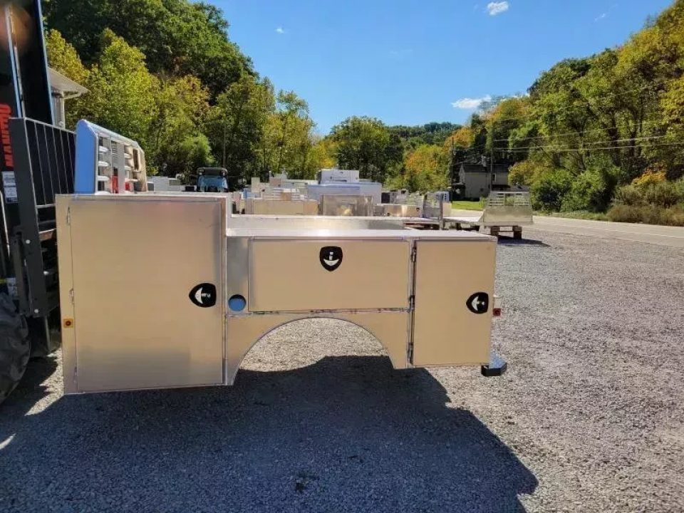 New Zimmerman Aluminum Gooseneck Service Body DRW 8' Pickup Advantage