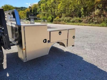 New Zimmerman Aluminum Gooseneck Service Body DRW 8' Pickup Advantage