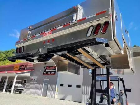 New Zimmerman Aluminum Gooseneck Service Body DRW 8' Pickup Advantage
