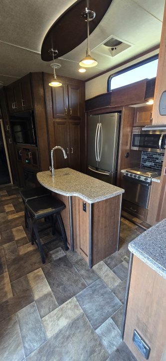 2015 Keystone RV FUZION photo 5