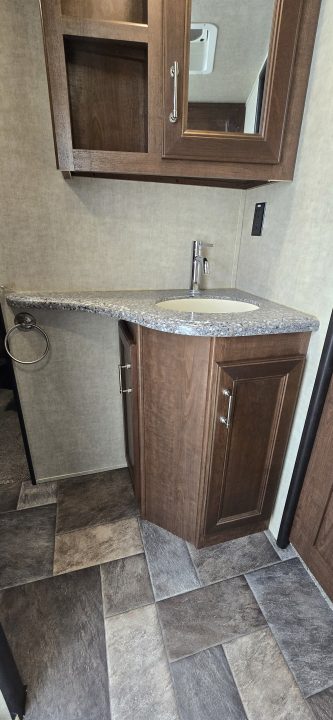 Used 2015 Keystone RV FUZION TOY HAULER FZ42215 Specialty Trailer